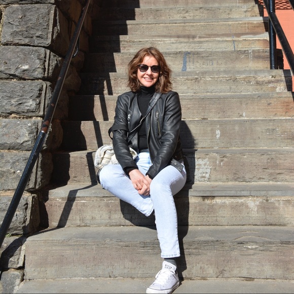 Meet the Posher - Picture 2 of 2